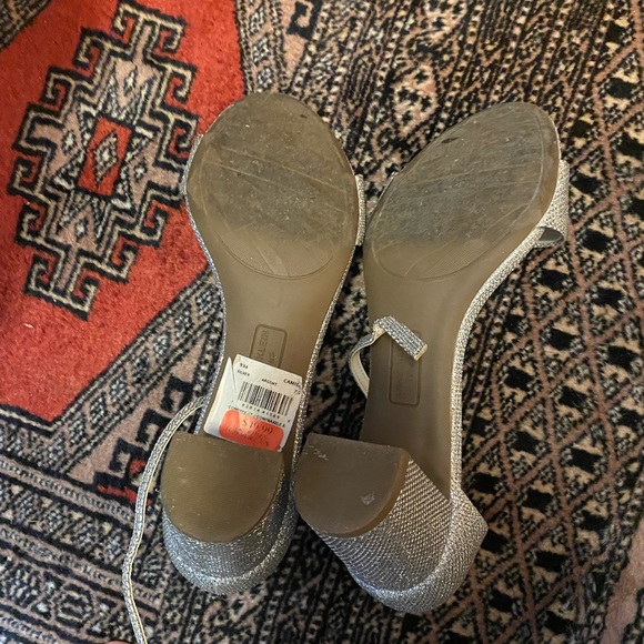 Anne Klein sequin heels - Picture 6 of 7